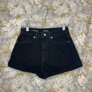 Wild Fable Highest Rise Mom Shorts Black Denim Size 2/ 26R
